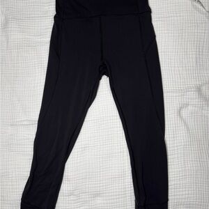 Lululemon Black 7/8 Ankle Leggings 25” Inseam Womens Athletic Yoga Pants Running